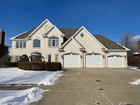 3592 Monarch Cir, Naperville, IL 60564