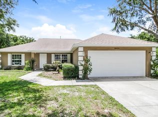 35123 Queens Way, Fruitland Park, FL 34731