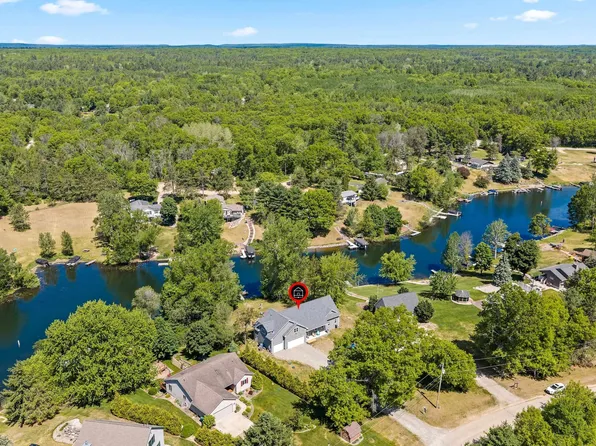 N1252 Morning Star Rd, Keshena, WI 54135