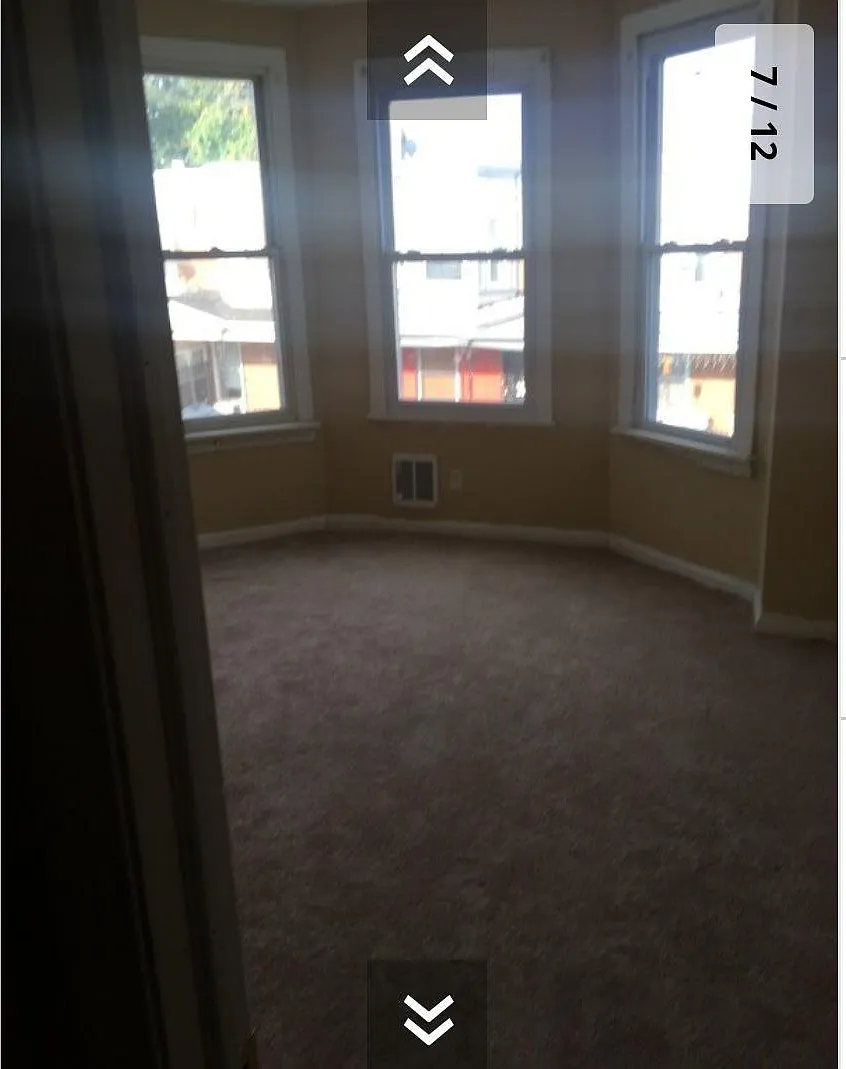 4 bed, 1190 sqft, $1,730 — Photo 2