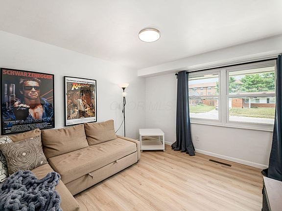 5th image of 6961 Clymer Dr