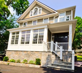 133 Lake Ave, Greenwich, CT, 06830