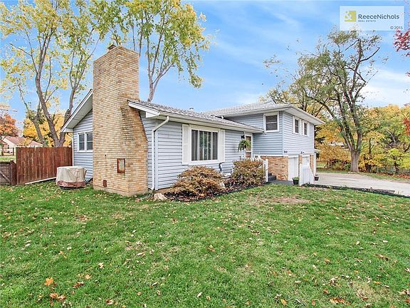 2nd image of 7840 Lathrop Ct