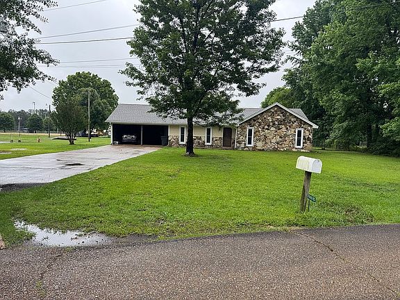 2nd image of 232 Atkins Rd