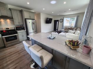 10343 Jardine Ave, Sunland, CA 91040
