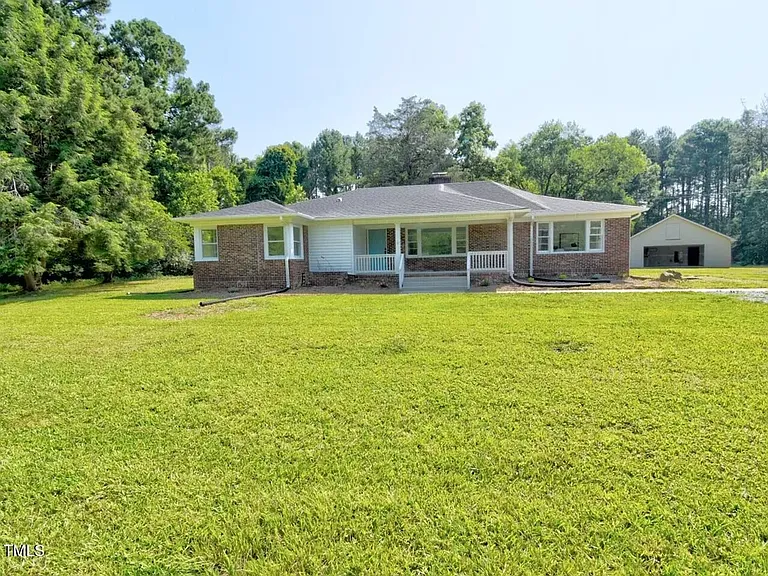 4414 State Highway 87 N — Photo 1