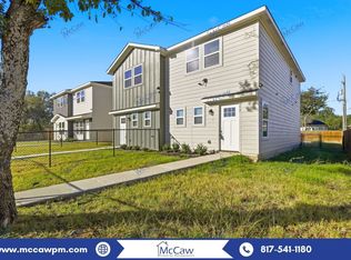 852 Sims Legacy Ln, Fort Worth, TX 76104