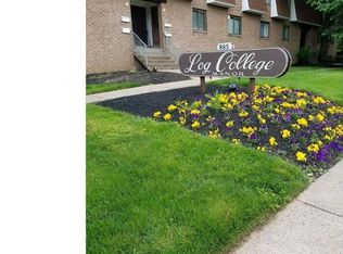 885 N York Rd #14C, Warminster, PA 18974