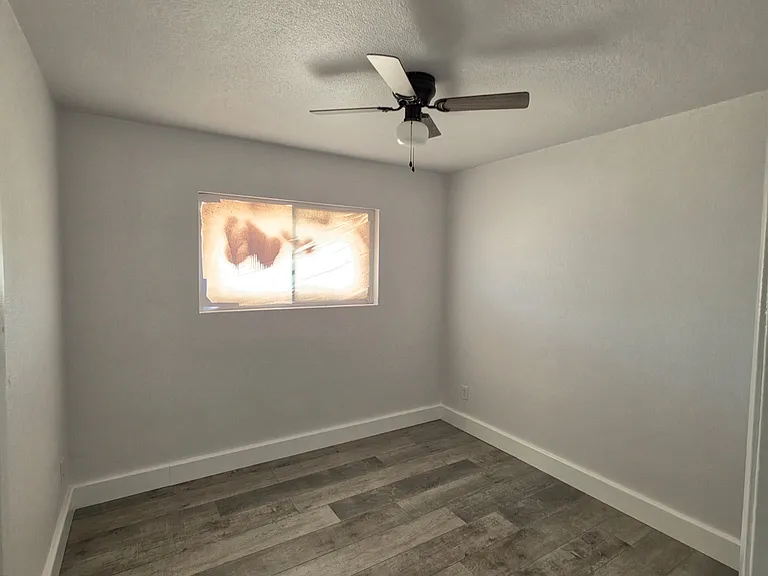 11586 Calcite Ave — Photo 7