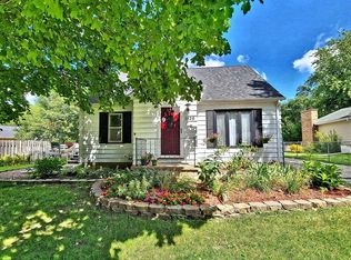 1526 Lilac Ln, Cedar Falls, IA 50613