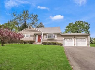 337 Gilbert Ave, Pearl River, NY 10965