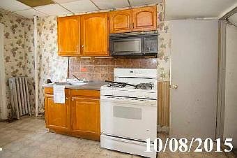 5th image of 402 Sandford Ave