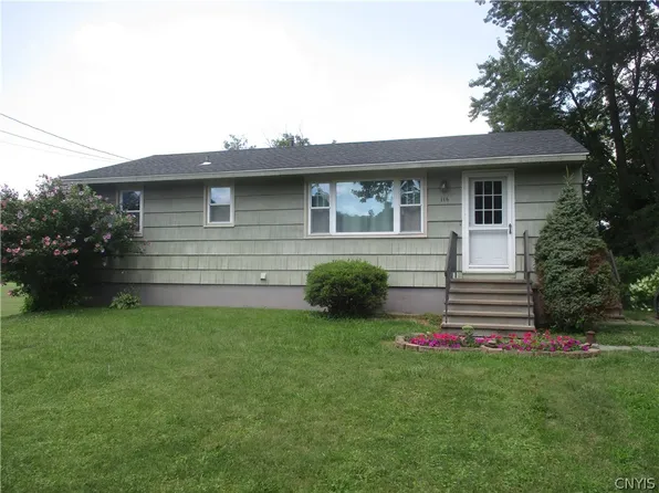 116 Maclaughlin St, Camillus, NY 13031