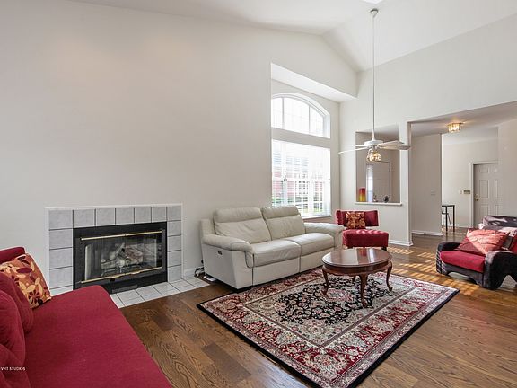 5th image of 3010 Lexington Ln