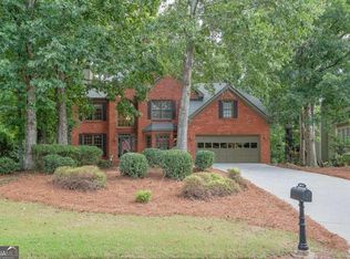 4975 Wiltshire Ln, Suwanee, GA 30024