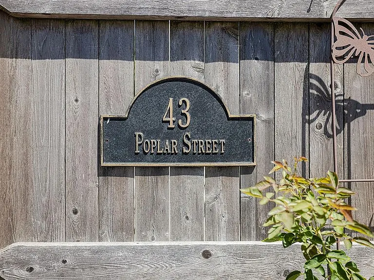 43 Poplar St — Photo 3