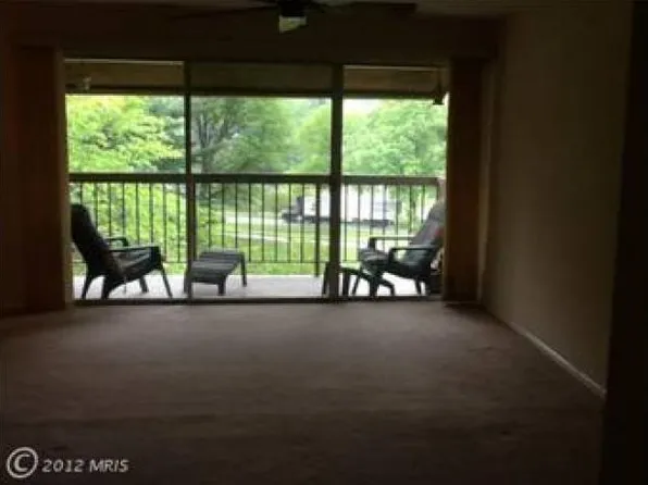 18615 Walkers Choice Rd #18615, Montgomery Village, MD 20886