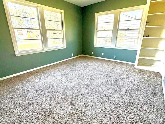 5th image of 205 Nash St