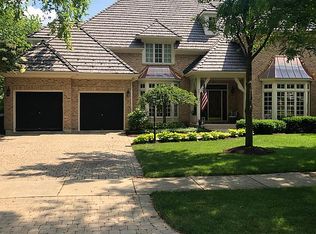 461 Country Club Ln, Glen Ellyn, IL