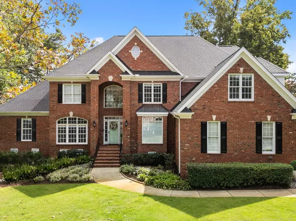 4036 Chaumont Dr, Apex, NC 27539