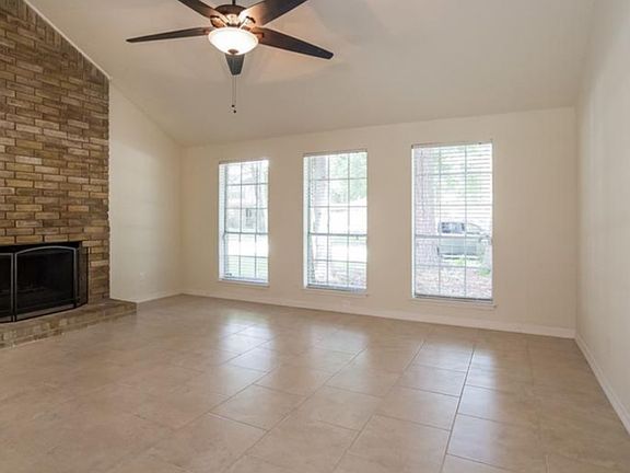 5th image of 3615 Glenwood Springs Dr
