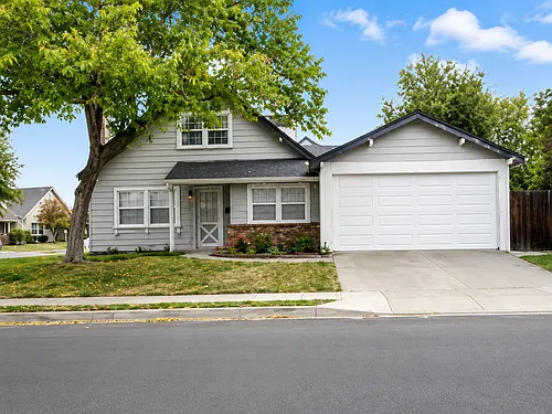 1221 Hillview Dr Photo 1