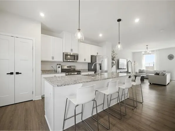 1216 Gunboat Dr, Suffolk, VA 23435