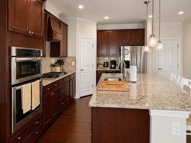 Appliances in Kitchen