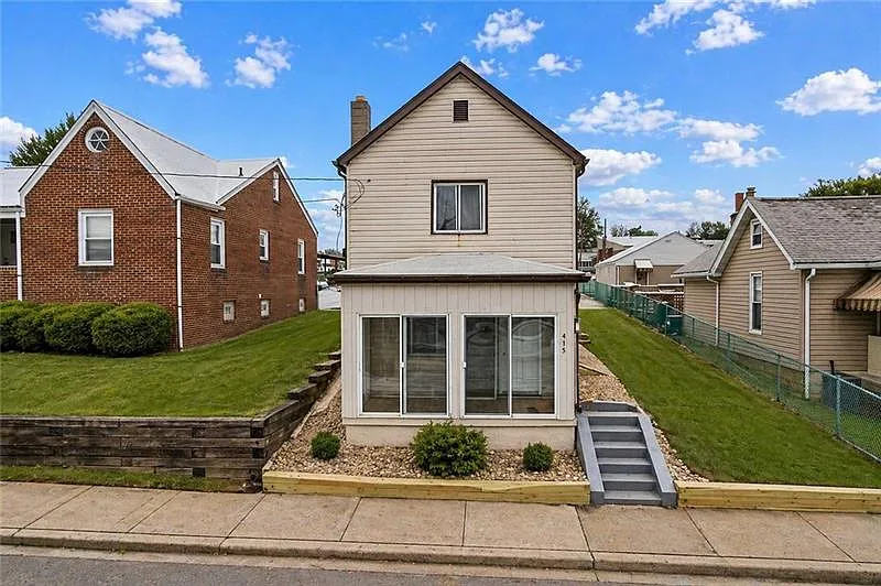 415 Giffin Ave