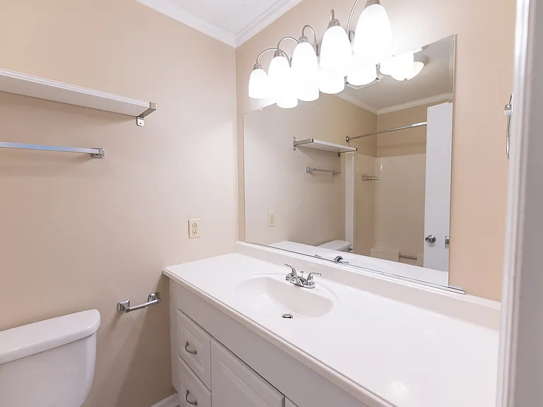 185 Forest View Dr — Photo 24