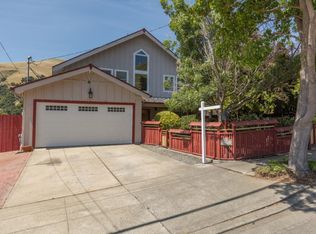 37951 Canyon Heights Dr, Fremont, CA 94536