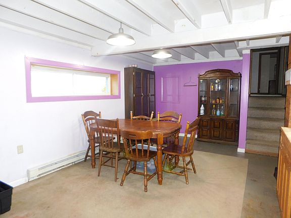 5th image of 23777 Morton St
