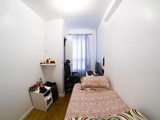 Rented by Roselyn  Fortuna LLC | media 16