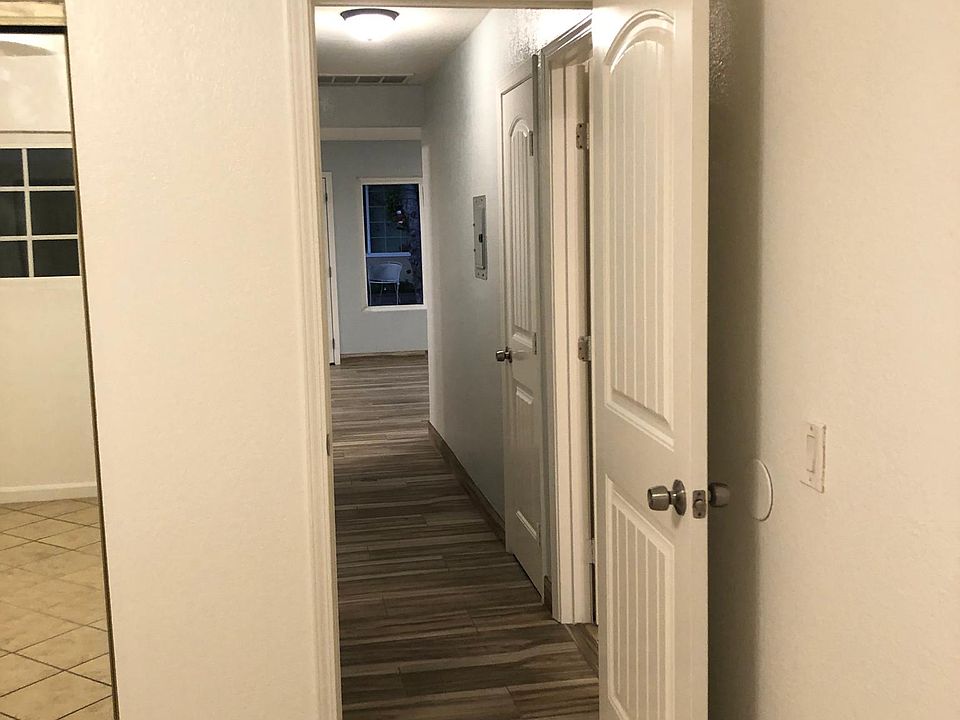 1st image of 448 N Parkside Ave