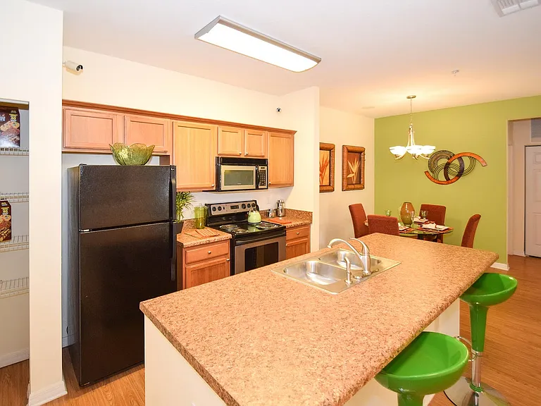 Capital Walk Apartments — Photo 21