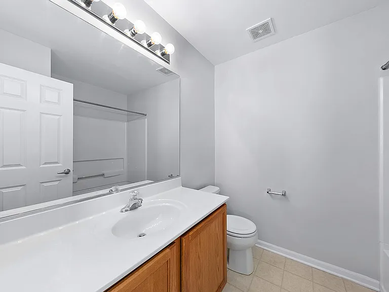 23844 McMullin Cir — Photo 17