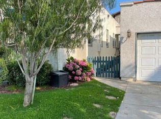 828 11th St #B, Huntington Beach, CA 92648