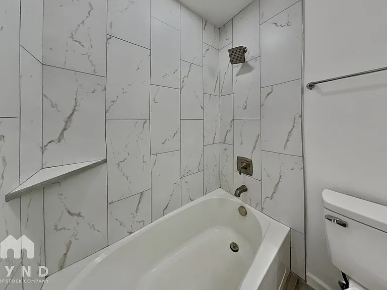 6657 W Ocotillo Rd #202 — Photo 10