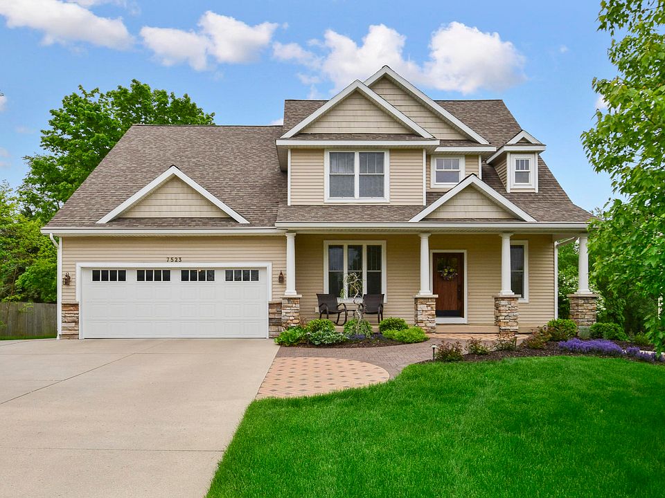 1st image of 7523 Emerald Woods Dr SE