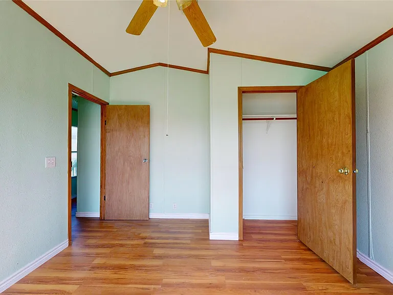 435 16th St — Photo 38