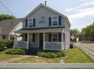 711 Fairfield Beach Rd, Fairfield, CT 06824