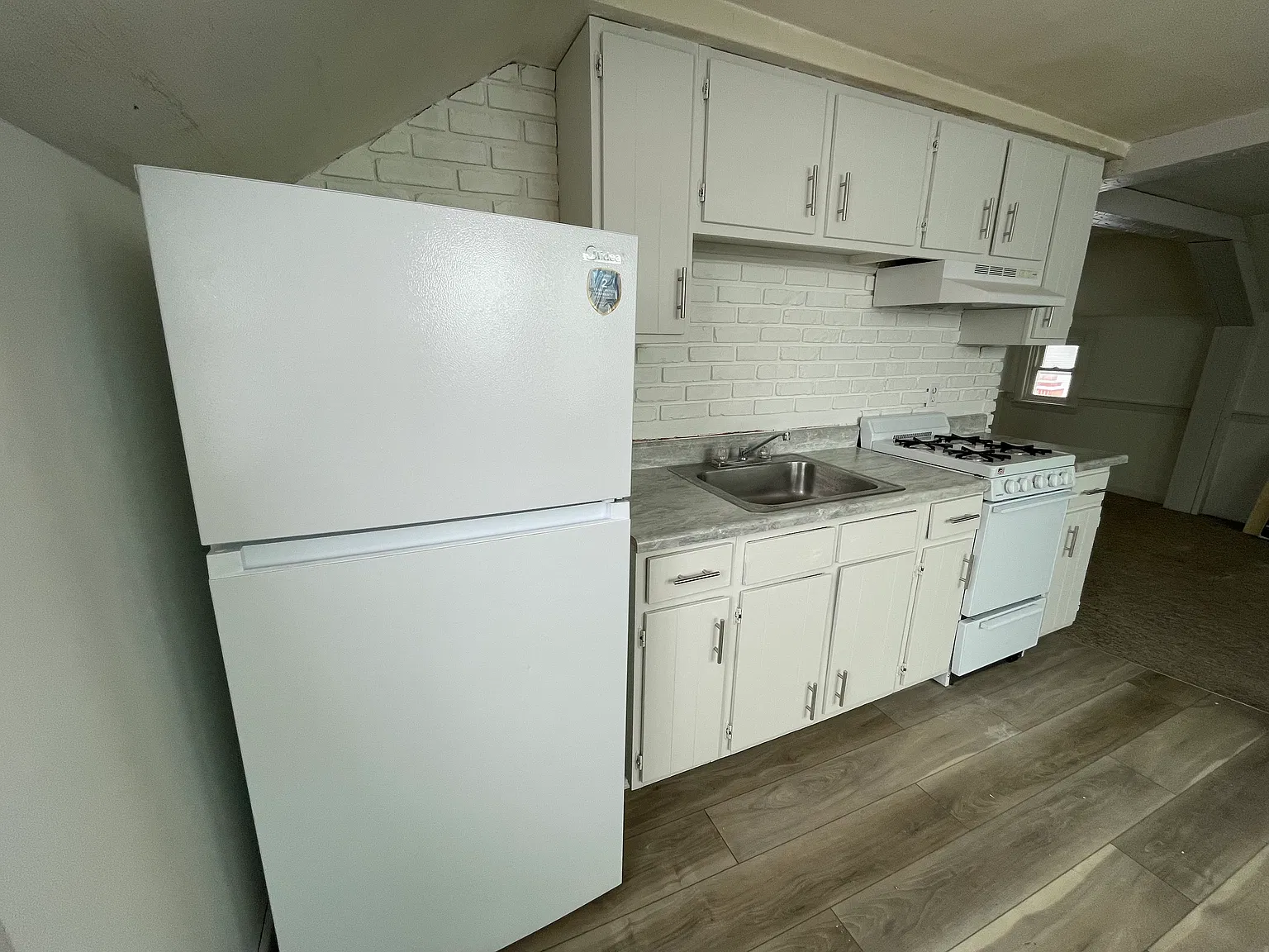 1 bed, 542 sqft, $1,650 — Photo 2