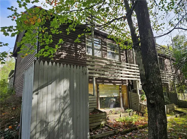 6 Penny Ln, Ithaca, NY 14850