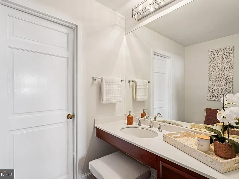 8101 Connecticut Ave #S307 — Photo 17