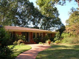 935 Castle Falls Dr NE, Atlanta, GA 30329