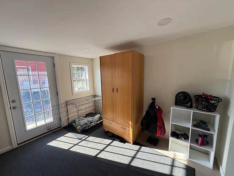 121 Holloway Rd — Photo 14