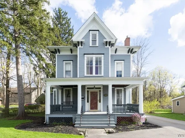 305 Main St, East Aurora, NY 14052