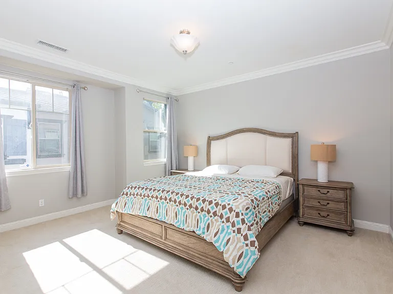 988 Arcadia Ave #D — Photo 12