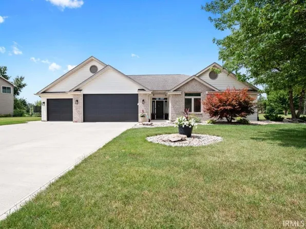 12109 Thornapple Cv, Fort Wayne, IN 46845