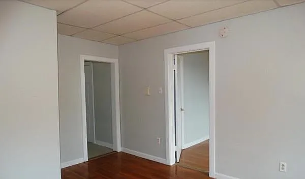 Building Photo 4